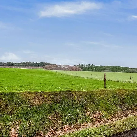 Feriehus Quiet Valley View Retreat *