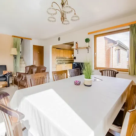 Quiet Valley View Retreat *