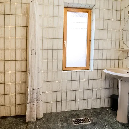 Feriehus Quiet Valley View Retreat