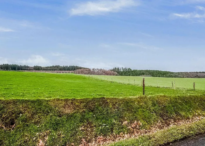 度假居 Quiet Valley View Retreat *