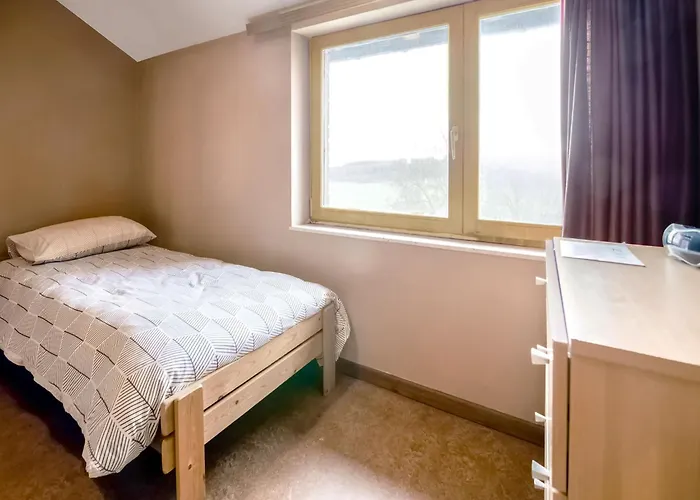 Quiet Valley View Retreat