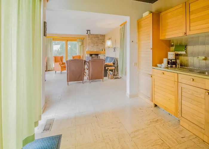 Quiet Valley View Retreat